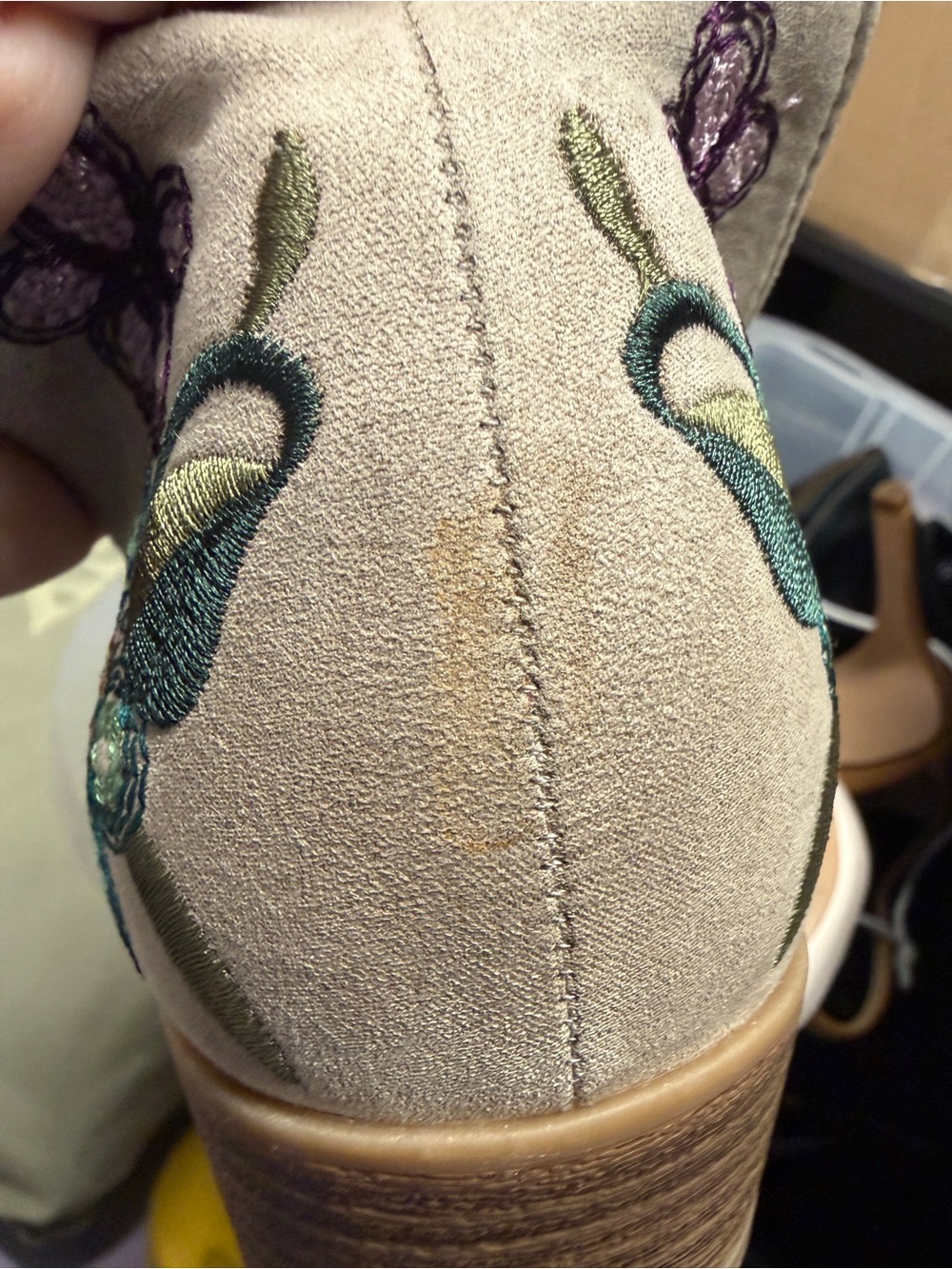 Indigo Rd. Beige Embroidered Floral Ankle Booties size 9 - Picture 7 of 7